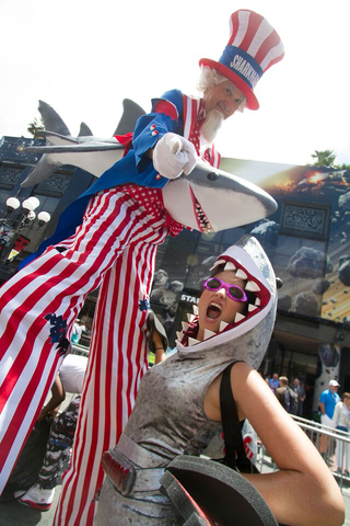Illustration for article titled The Most Fantastic Cosplay of Comic-Con 2015, Day Two!